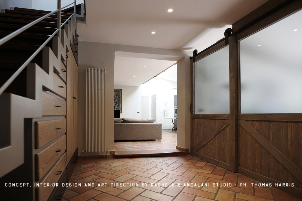 Barn-sliding-doors-industrial-rusty-diy-copyright-rachelebiancalani-architecture-design-studio