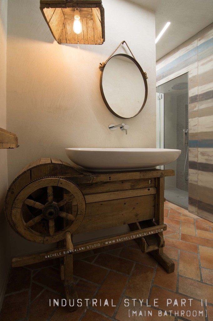 FIRM-rachele-biancalani-studio-industrial-style-main-bathroom-lamp-vintage-wood-diy-72dpi-web
